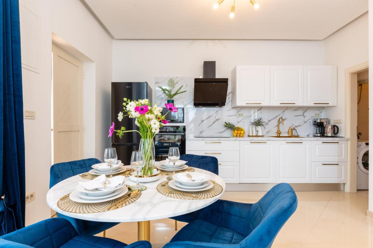 Luxa 5 Min Old Town, 10 Min Airport Apartment Trogir Luaran gambar
